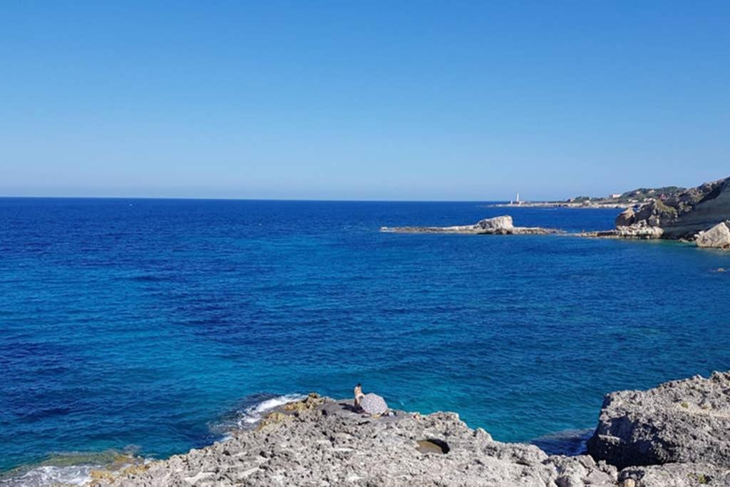 Vila I Tri Scogghi Augusta Exteriér fotografie